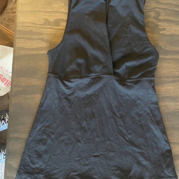 Lululemon Whisper  Tank - Picture 3 of 4